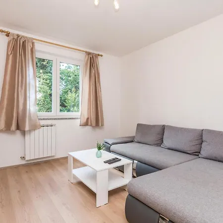 Apartment Stunning In With Kitchen Lovran